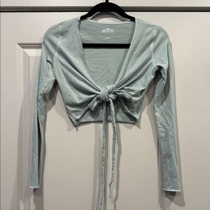 Hollister Women's Soft Mint Green Long Sleeve Tie-Front Top
